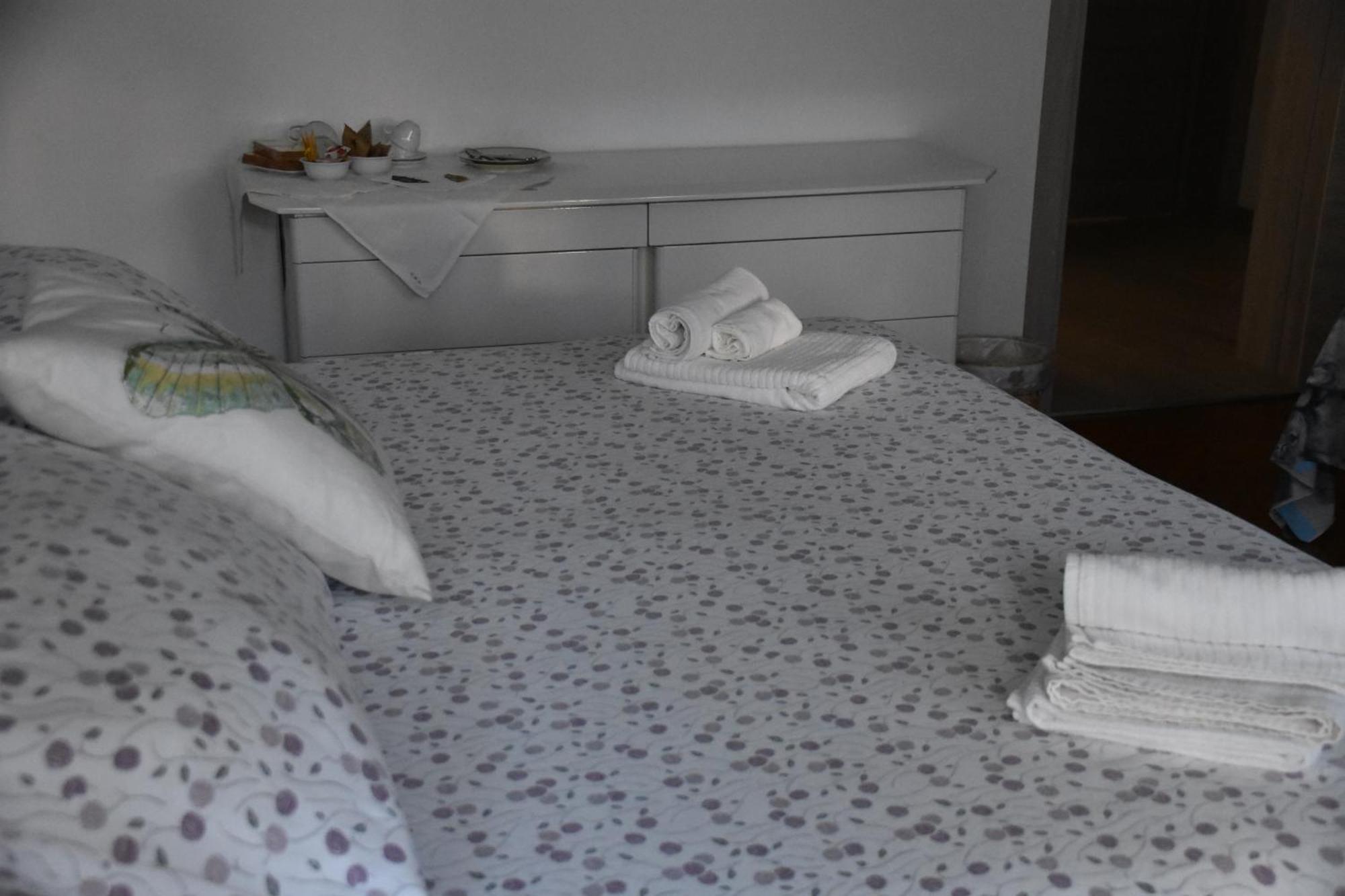 Residenza Delle Farfalle-Tripla Con Bagno Privato E Matrimoniale Con Bagno Condiviso Padua Exteriör bild